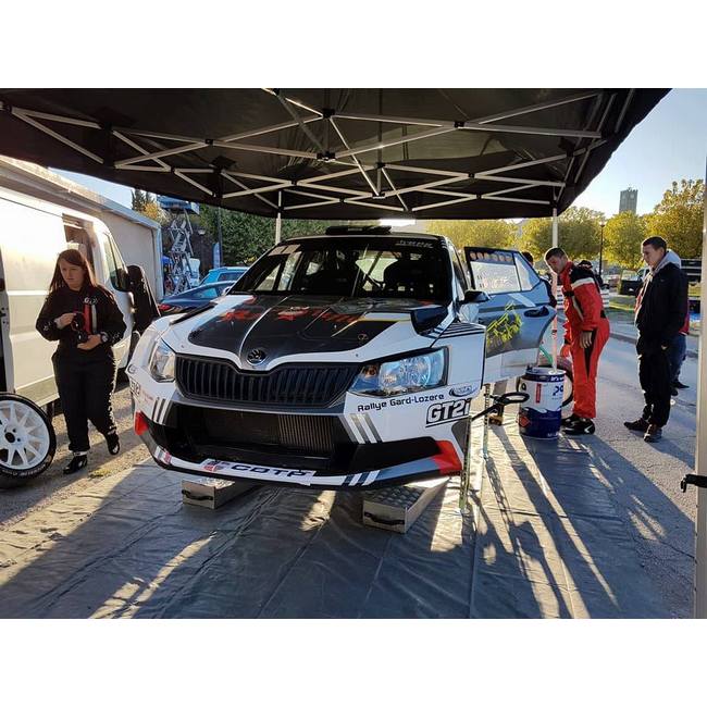 Speedpro triangl - podpěry závodního auta s nastavitelnou výškou - 2