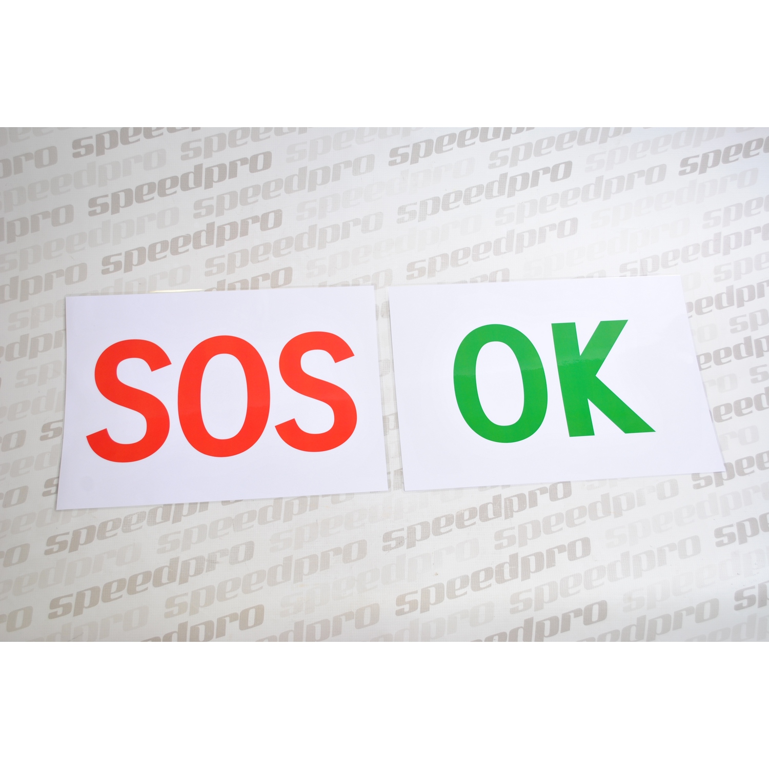 Oboustranná signalizační cedule OK/SOS