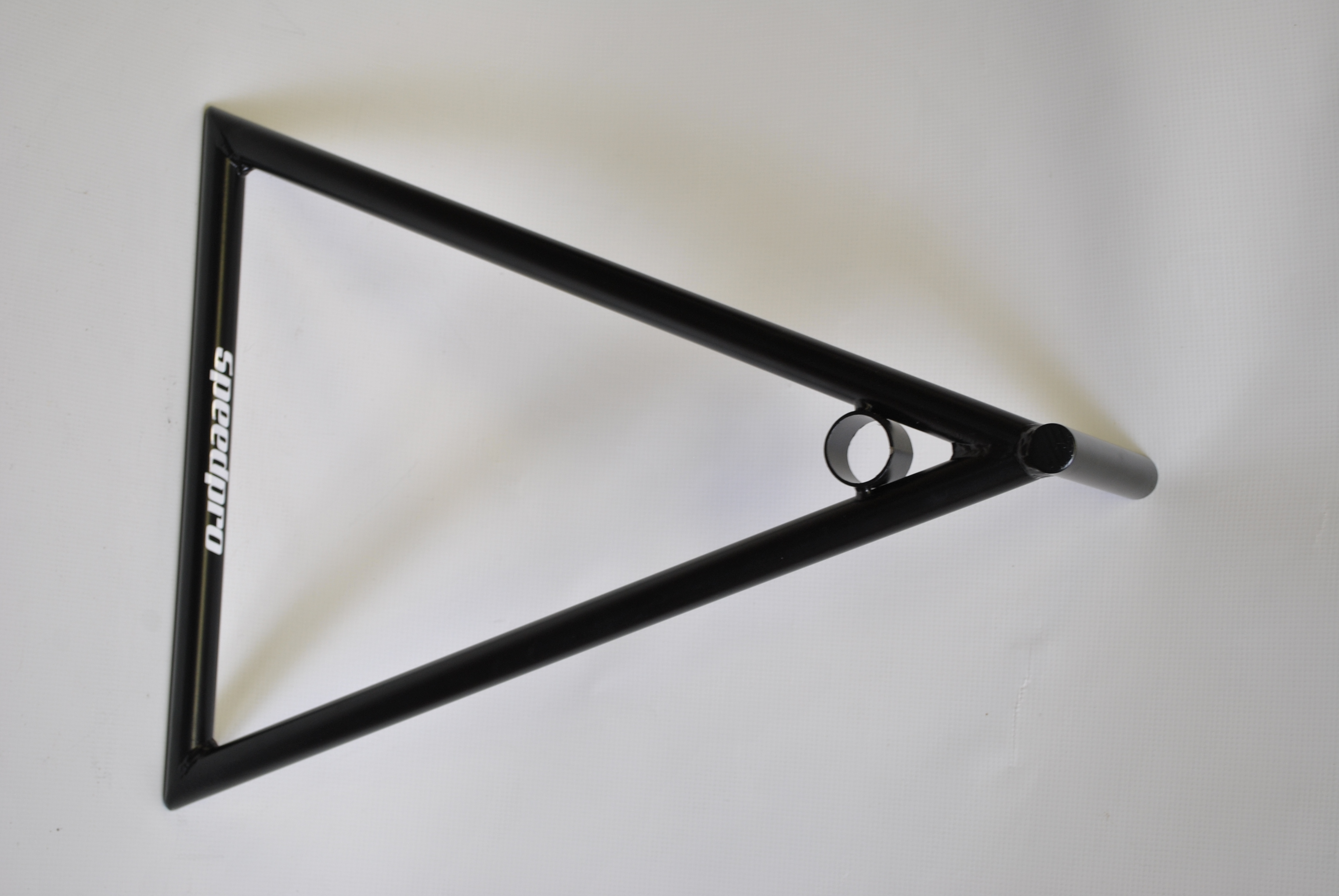 Triangl ECOLINE – podpěra závodního auta - 5